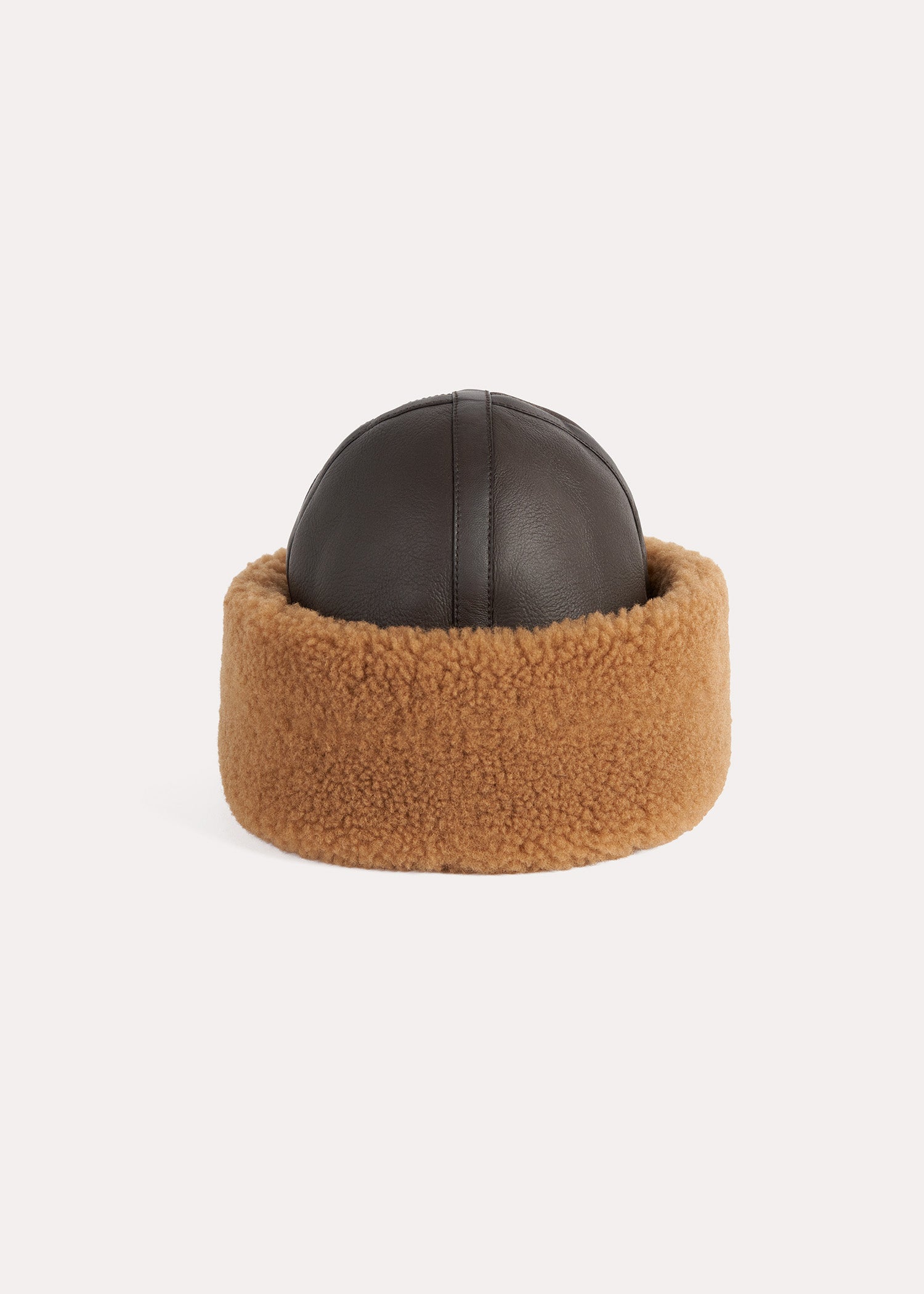 chocolate TOTEME – winter Shearling hat